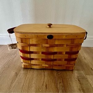 Vintage Peterboro Basket Co Picnic Basket With Lid & Handles 17" x 11" x 12" NWT